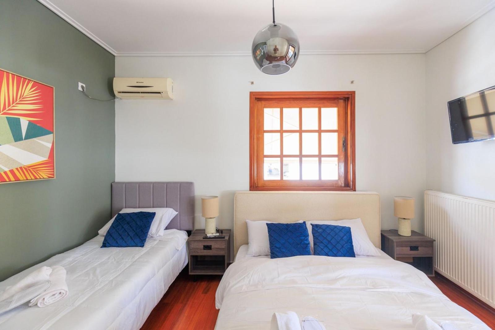 Aiolos Grand Super Lux Suite Kalamaki Alimos Near The Sea Афины Экстерьер фото
